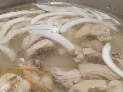 -喃喃椰·糟粕醋·椰子鸡火锅(七堡花园店)
