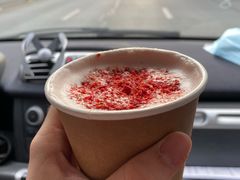 草莓燕麦奶-RWORK·COFFEE(滨江店)