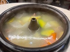 -蔼若春.传承三十年云南菜(金碧公园店)