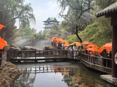 -雪山彩虹谷景区