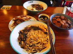 -浑河春面馆非遗鹿角面(良乡店)