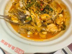 -魏铭鱼头捞饭(晋阳路店)
