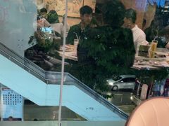 -光海鲜鱼翅餐厅(叻差拉披色路店)