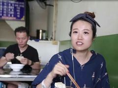 -何老二卤汁凉粉