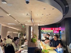-左庭右院鲜牛肉火锅(金山万达店)