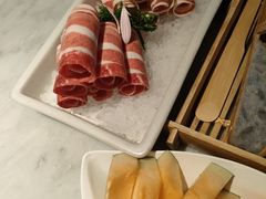 -尚尚仙·酸汤猪手·猪肚鸡火锅(华联万柳购物中心店)