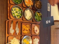 -银米·云南传统过桥米线(双廊黑金冠店)