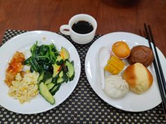 -山明水秀大饭店