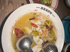 -酸渡·老坛酸菜鱼·现炒下饭菜(港惠新天地店)