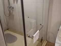 -顺德君豪酒店(佛山容桂渔人码头店)