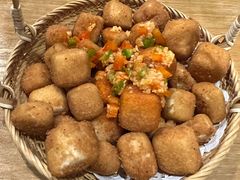 椒盐豆腐-金翠河烧鹅粤式茶餐厅(龙湖三千集天街店)