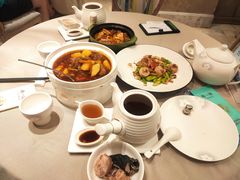 番茄炖牛腩-尚一汤·粤菜海鲜(环球港店)