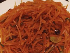 腊八蒜土豆丝黄瓜丝-甄御•海鲜新青岛菜(麦岛店)