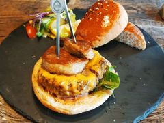 -HIGH FIVE哈福手工汉堡(桂林路店)