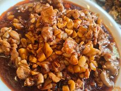 -老三样·旧食新味(绿地店)