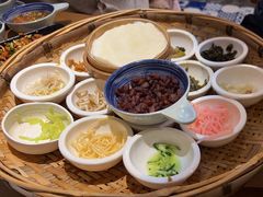 -包整·丝娃娃(一览甲秀楼风景店)