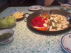 -鸿姐老火锅(疁城新天地店)