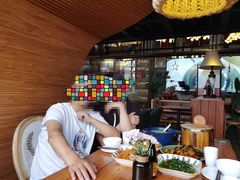 -酤居湖景音乐餐吧(安宁店)