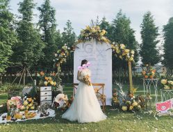 -艾米丽婚纱礼服