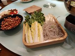 -丁里羊肉小镇(天鹅湖总店)