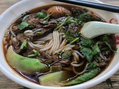 红烧肥肠粉-湖南牛肉特色粉面(华屏路店)