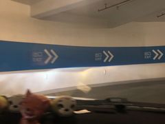 -上海来福士广场-停车场