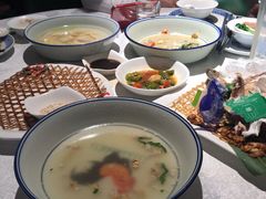 -五稻厨房粤西菜(新闻店)