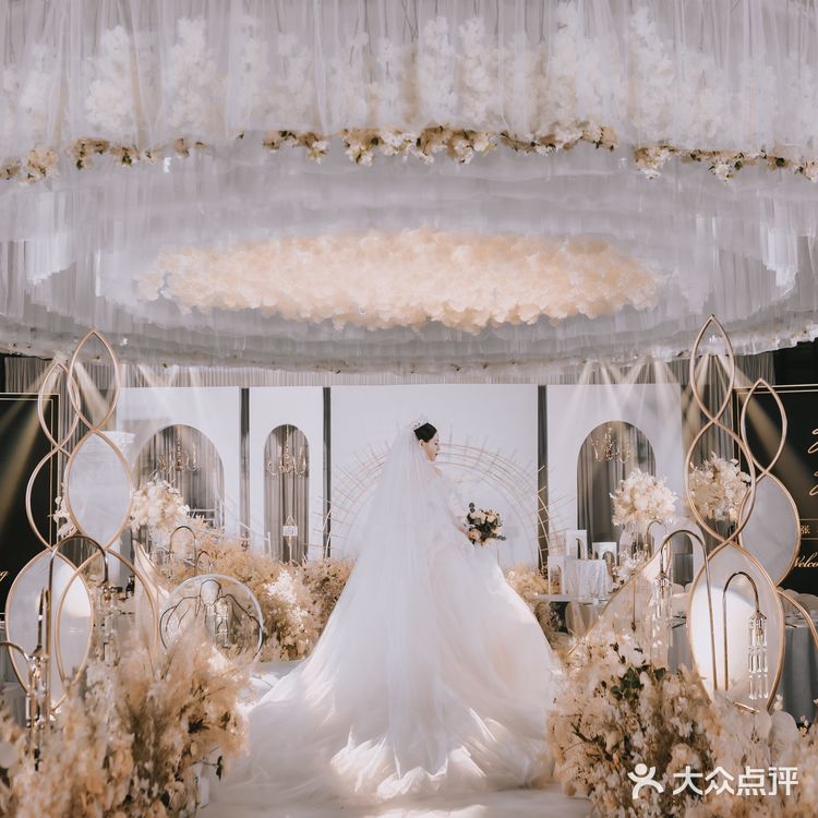 给你一场唯美浪漫的香槟金～