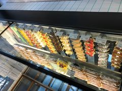 -Dough&Joe团憩(瑞虹天地月亮湾店)