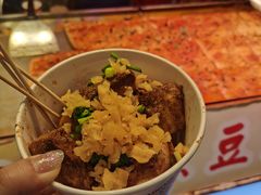 -泰龙城小吃街