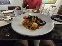 -LESCEDARS Brasserie Bistro香柏树