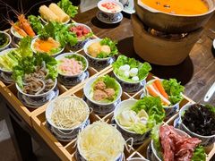 -聚汇三少·龙虾·中餐厅(莫邪路新天地店)