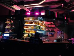 -TASTE ROOM Bar