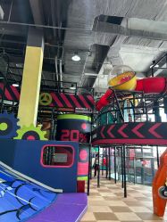 -欧酷世界动力星球(王府井奥莱UP TOWN店)