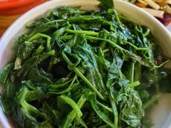 豌豆尖-朱大嘴肥肠血旺(福字街店)
