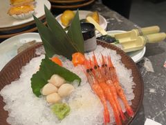 -牛YO寿喜烧·铁板烧和牛火锅自助(市府恒隆店)