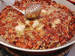 -金鱼盆32年水煮鱼·18秒辣椒炒肉(京西大悦城店)