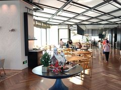 -瑰丽酒店·海吧·天际下午茶·现场DJ·天台酒吧