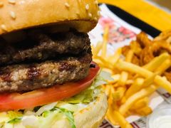 -The Habit Burger Grill 哈比特汉堡(爱琴海店)