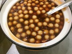 酒酿红豆小圆霄-八张桌子(老店)