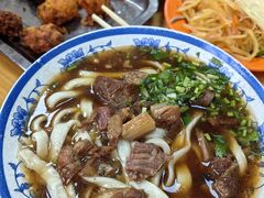 筋头巴脑-清真-戏楼王记牛肉面