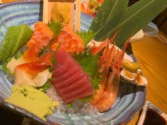 -樱町三味日本料理(城乡世纪广场店)