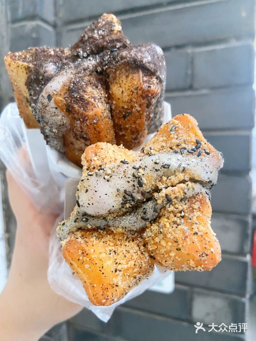 相遇油条包麻糍(西湖音乐喷泉原创总店)黑芝麻口味油条包麻糍图片