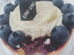 -UNI UNI(环亚凯瑟琳店)