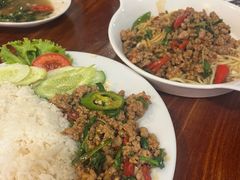 -Dang restaurant (patong phuket)