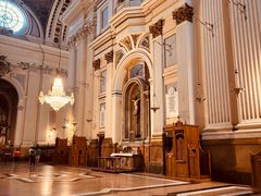 -皮拉尔圣母圣殿主教座堂