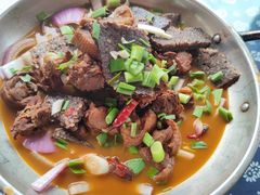-临江餐馆二楼美食部落