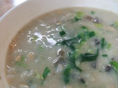 皮蛋瘦肉粥-鸿记·好再来普宁肠粉(莲花路店)