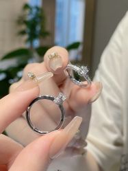 -Zbird钻石小鸟·钻戒婚戒定制高端珠宝私人定制中心