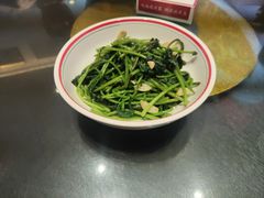 -川流不息·地道川菜·小龙虾(松东路店)